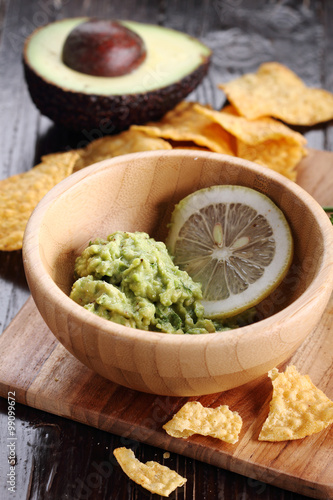 guacamole with corn chips