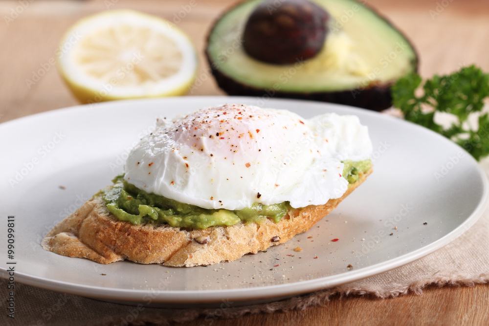 poached eggs with avocado salad poached eggs with avocado salad