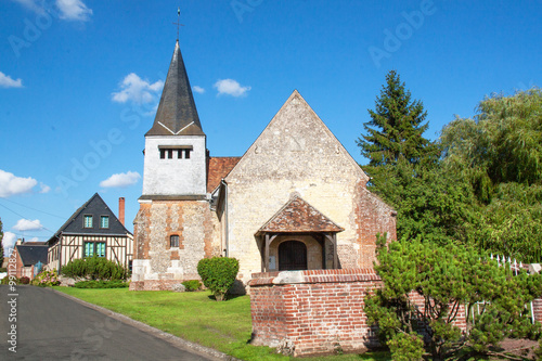 Fototapeta Eglise de Fontaine saint Lucien, Oise, Picardie, France
