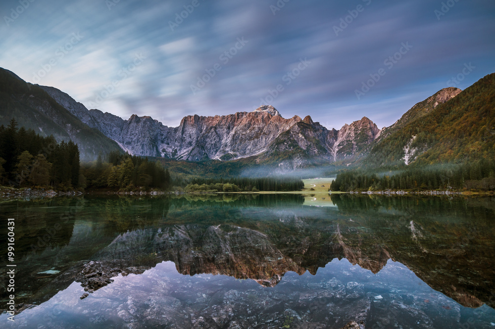 jezioro górskie w Alpach Julijskich,Laghi di Fusine 