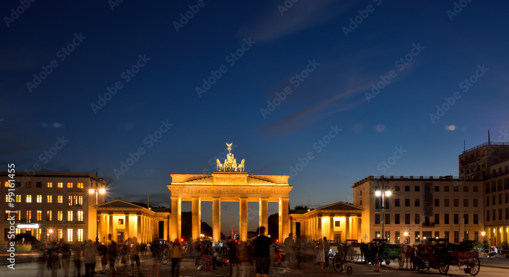 Berlin -Brandenburger Tor in der blauen Stunde