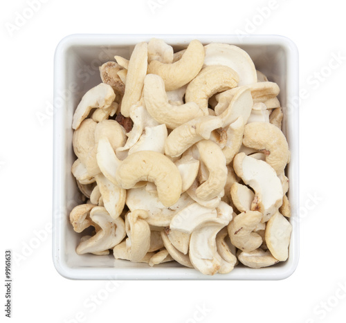 cashews in a bowl isolated