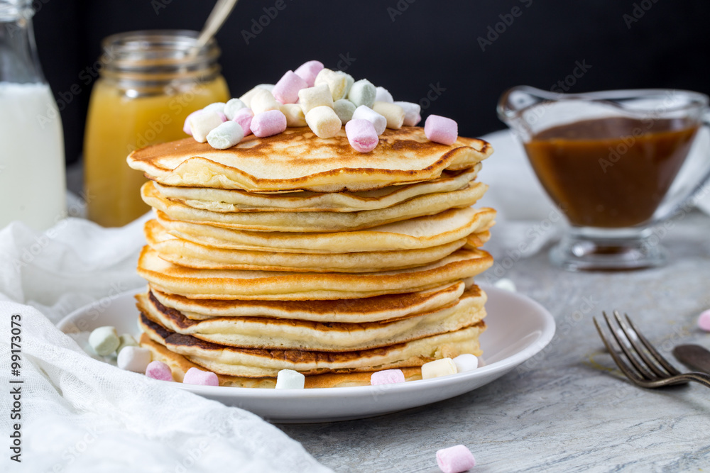 Pancake with caramel, marshmallow and honey Pancake with caramel, marshmallow and honey