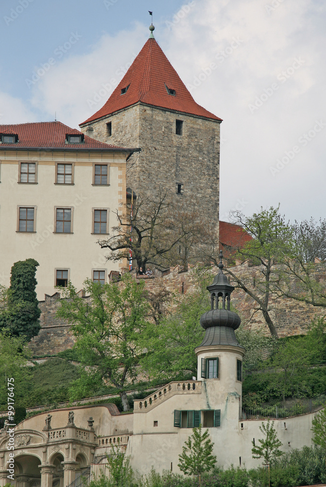 Fototapeta premium PRAGUE, CZECH REPUBLIC - APRIL 28, 2010: Black Tower of the Prague Castle
