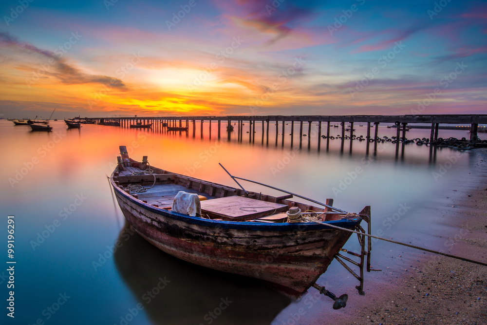 Obraz premium boat and sunset