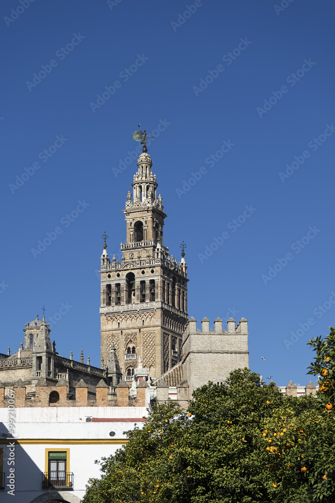 Monumentos de la ciudad de Sevilla, la giralda