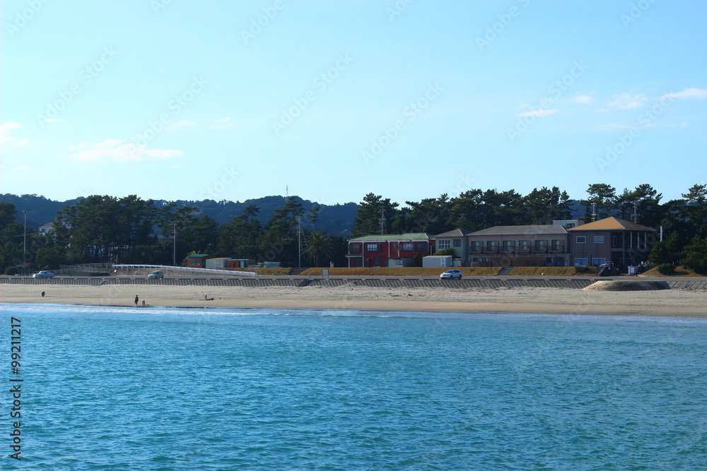 Naklejka premium 太平洋と静波海岸