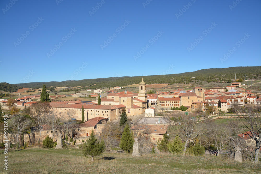 Fototapeta premium panorámica de Santo Domingo de Silos