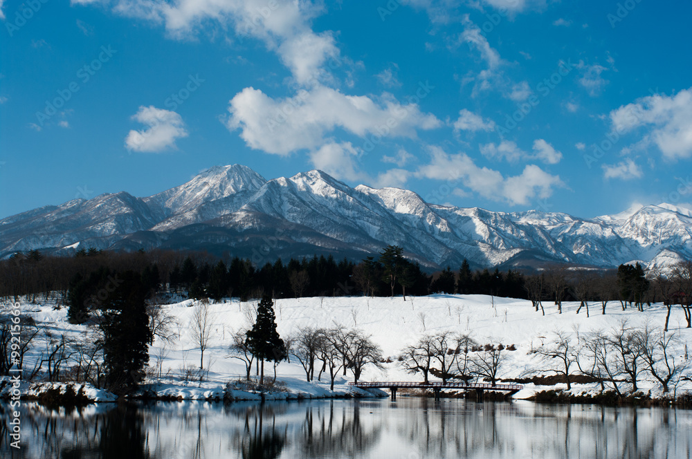 冬の妙高山