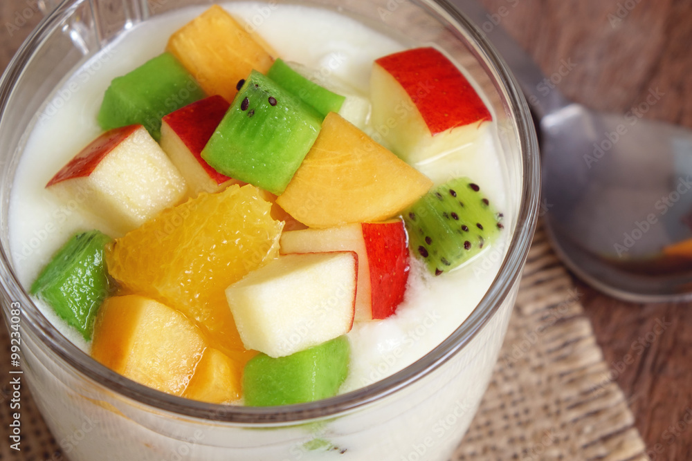 Yogurt with fresh tropical fruit Yogurt with fresh tropical fruit