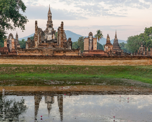 Wat Mahathat Sukhothai Historical Park Thailand © ricktravel