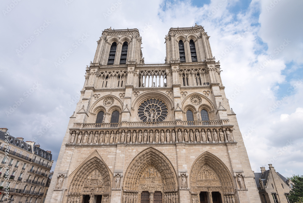 Notre Dame facade - Paris landmark