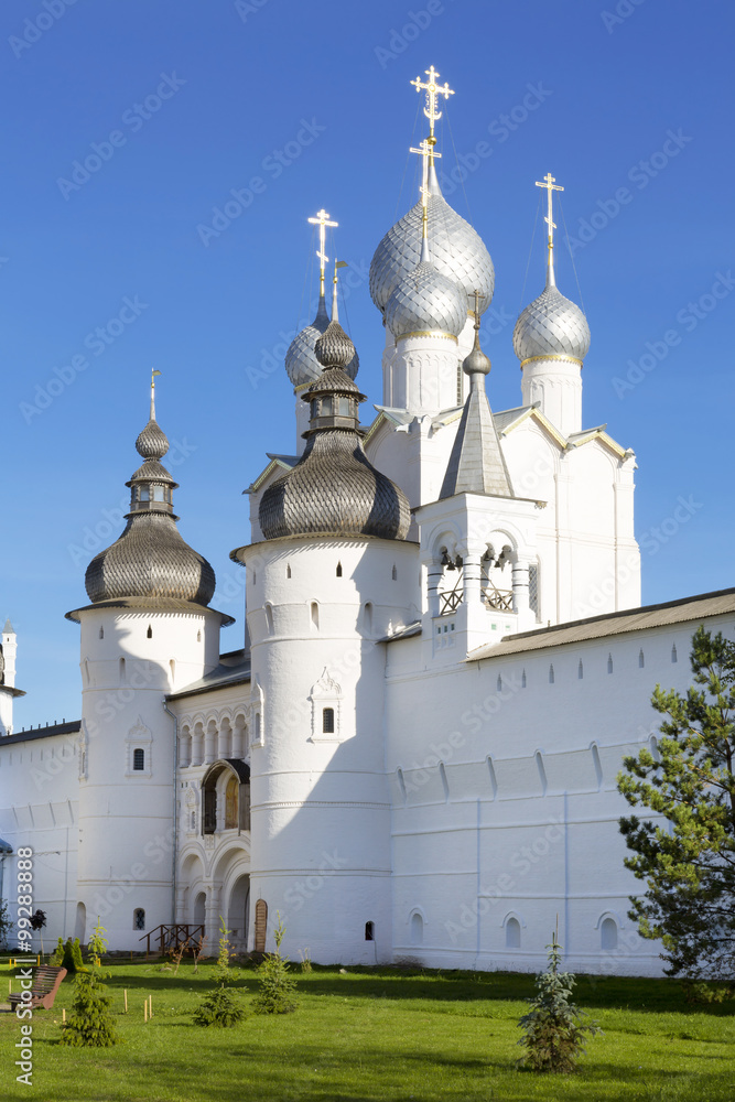 Holy Gates, the Resurrection Church and wall of the Kremlin of the Rostov Veliky, Russia