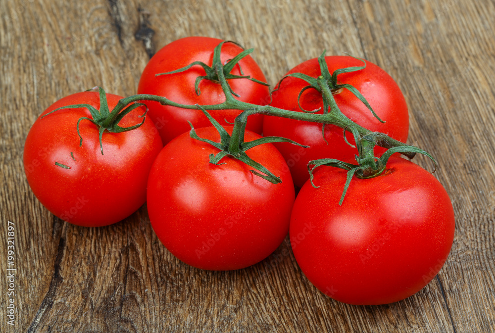 Tomatoes on the branch Tomatoes on the branch