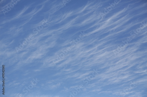 Nubes 06 / Nubes estriadas extendida por toda la imagen.