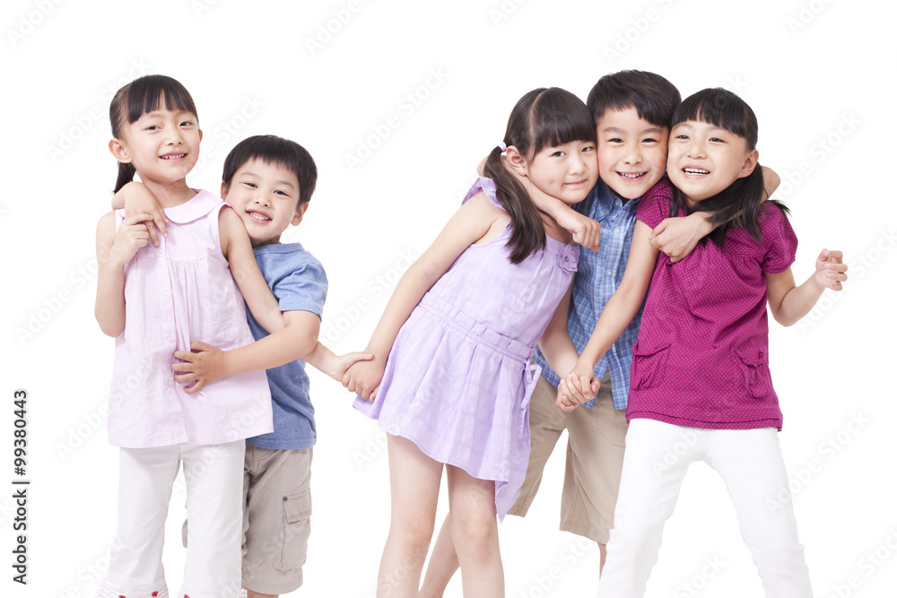 Children hugging each other