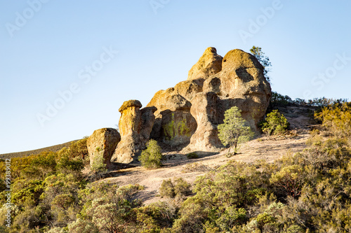 Pinnacles National Park california high peaks hiking trail