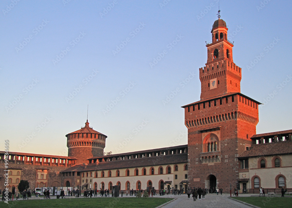 Fototapeta premium Zamek Sforzów w Mediolanie we Włoszech