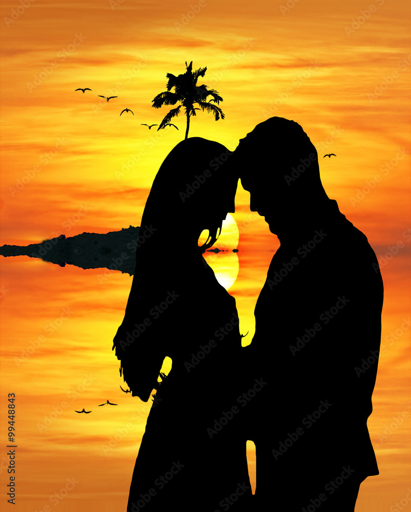 pareja de enamorados en el mar foto de Stock | Adobe Stock