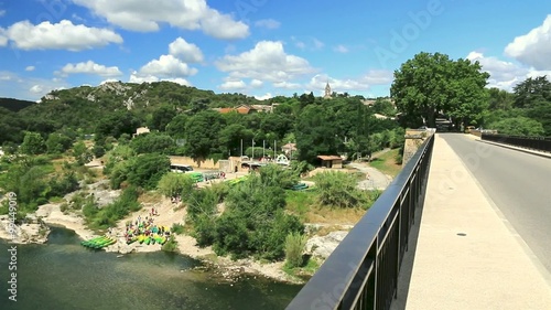 Wallpaper Mural Le Gardon à Collias Torontodigital.ca