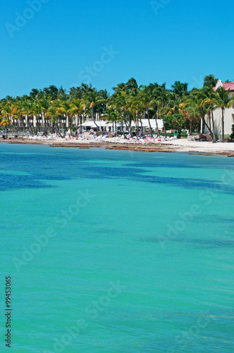 Fototapeta Naklejka Na Ścianę i Meble -  Spiaggia di Higgs, molo, case, sole, relax, mare, Key West, isole Keys, Florida, America, Usa