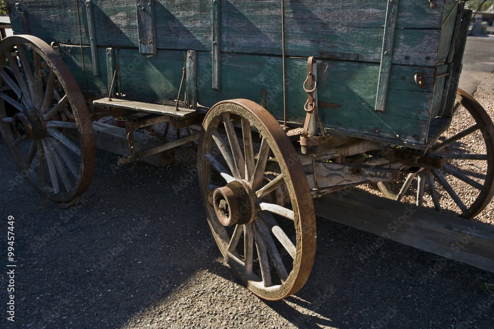 Fototapeta premium Antique wagon in Arizona
