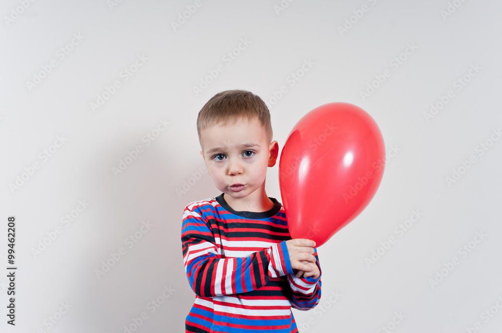 chłopiec z balonem - obrazy, fototapety, plakaty 