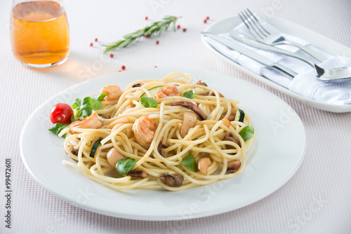 italian spaghetti with seafood