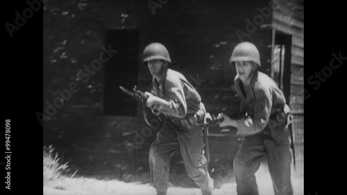 Soldiers in combat, 1940s