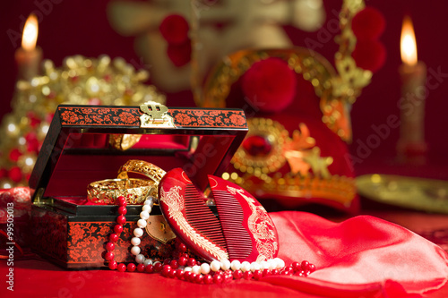 Traditional Chinese wedding elements photo