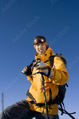 Young man in ski gear © Blue Jean Images