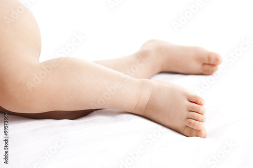 Close up of baby' legs and feet