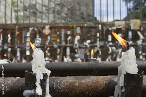 Canvas Print Candles at alter to Virgin Mary, San Cristobal, Santiago, Chile