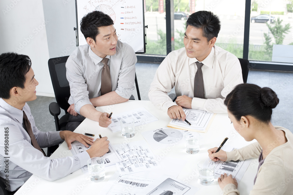 Business Team Brainstorming Business Team Brainstorming
