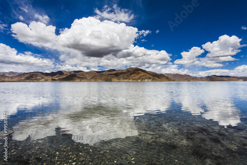Wallpaper Mural Yamdrok Yamtso lake in Tibet, China Torontodigital.ca