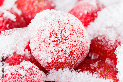 Strawberries, frozen for lo...