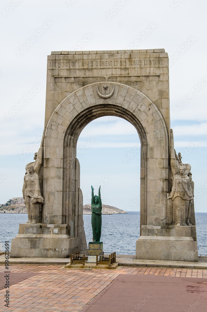 Monumento Marsiglia - aux héros