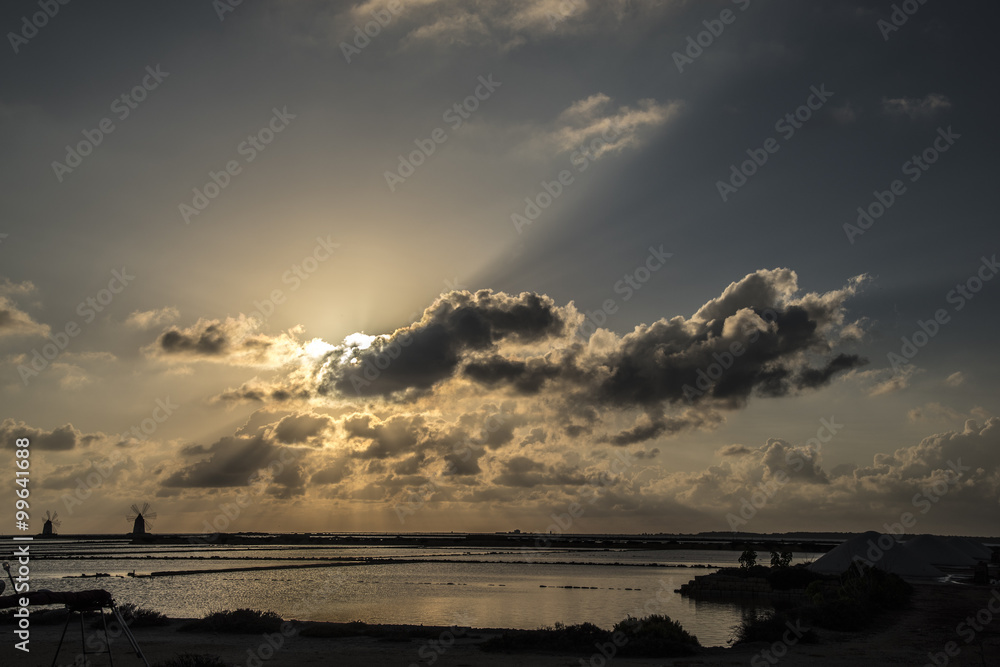 Tramonto alle saline di Marsala Tramonto alle saline di Marsala