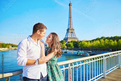 Young romantic couple spending their vacation in Paris, France © Ekaterina Pokrovsky