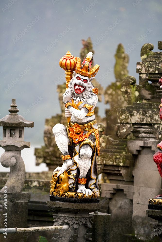 Fototapeta premium demon statue in Hindu temple