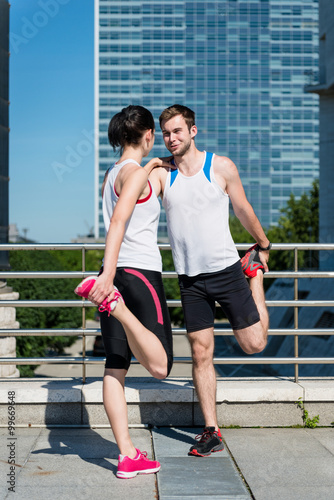 Training - couple exercising