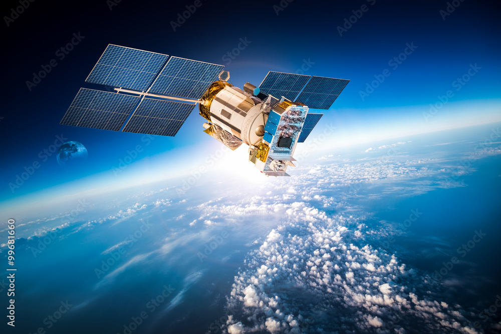 Naklejka premium Kosmiczny satelita nad planetą Ziemią