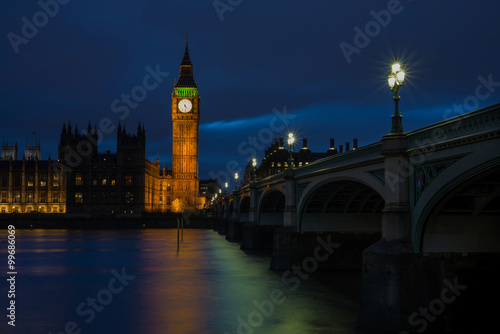 Palace of Westminster © botondbuzas