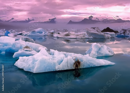 Glacier lagoon