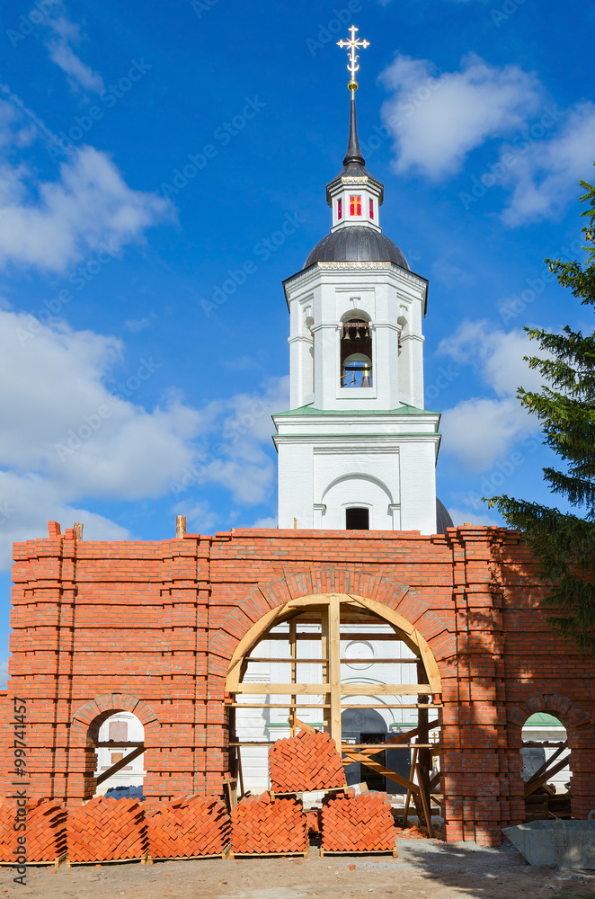 Obraz premium Restoration of Archangel Michael temple in Lazarevo near Murom, Russia