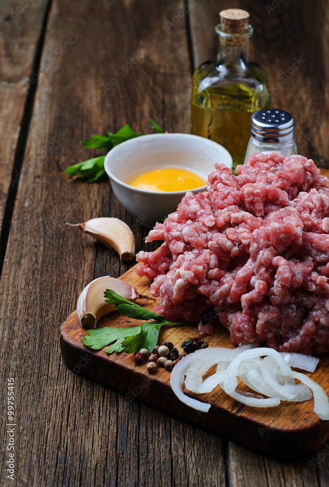 Raw minced meat with olive oil and garlic Raw minced meat with olive oil and garlic