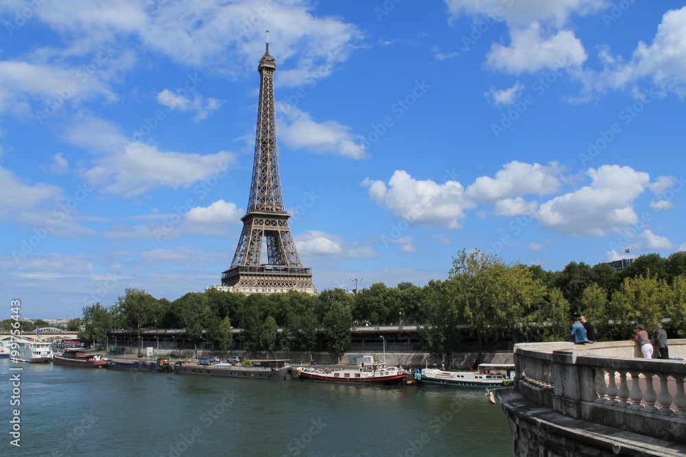 La Tour Eiffel à Paris, France