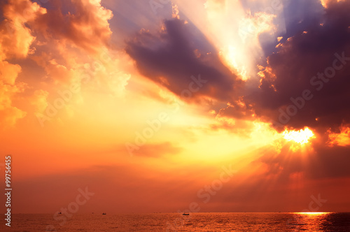 Stunning Sunrise Over The Sea © Salawin Chanthapan
