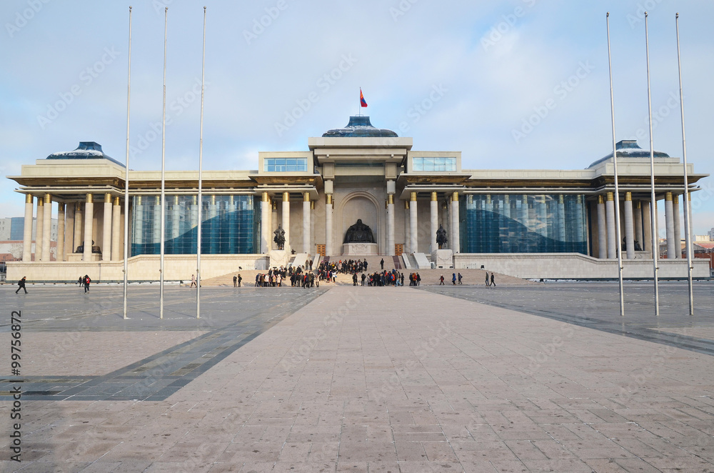 Obraz premium Palace of the Government of Mongolia on Sukhbaatar square in Ulaanbaatar