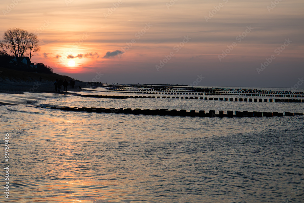 Fototapeta premium sonnenuntergang am meer